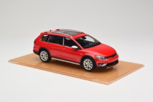 Volkswagen Golf Mk7 Alltrack Tornado Red DNA 1:18 DNA000035 Resin - image 4 of 6