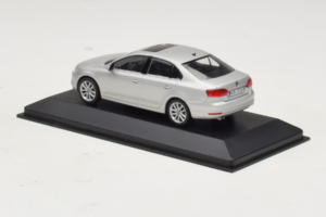 Volkswagen Jetta Mk6 Silver Minichamps 1:43 JETTA002 Diecast - image 3 of 4