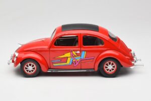 Volkswagen Beetle Red Solido 1:18 8306 Diecast - image 4 of 8
