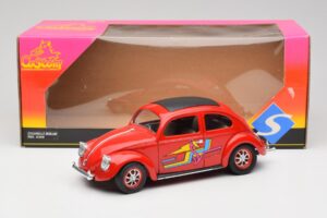 Volkswagen Beetle Red Solido 1:18 8306 Diecast - image 8 of 8