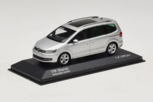 Volkswagen Sharan Silver Minichamps 1:43 400058101 Diecast - image 2 of 5