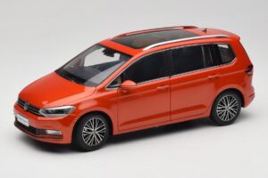 Volkswagen Touran 5T Orange Paudi Model 1:18 ZVE000003ORA Diecast