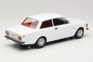 Volvo 142 White MCG 1:18 MCG18445 Diecast - image 2 of 6