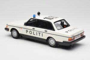 Volvo 240 GL Politi Denmark Minichamps 1:18 155171495 Diecast - image 5 of 6