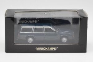 Volvo 740 GL Estate Blue Green Metallic Minichamps 1:43 943171713 Diecast - image 4 of 4