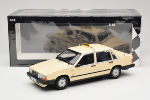 Volvo 740 GL Taxi Germany Minichamps 1:18 155171792 Diecast - image 6 of 6