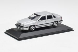 Volvo 850 Silver Minichamps 1:43 430171402 Diecast - image 2 of 4