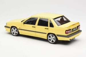 Volvo 850 T-5R Yellow AUTOart 1:18 79501 Diecast - image 7 of 8