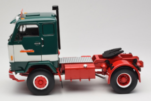 Volvo F88 Bilspedition Green White MCG 1:18 MCG18139 Diecast - image 4 of 8