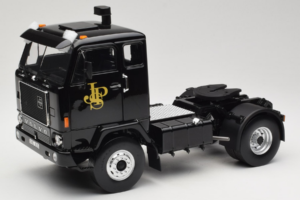 Volvo F88 John Player Special Black MCG 1:18 MCG18217 Diecast