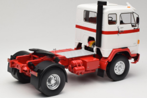 Volvo F88 White Red MCG 1:18 MCG18141 Diecast - image 3 of 8