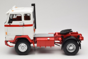 Volvo F88 White Red MCG 1:18 MCG18141 Diecast - image 4 of 8