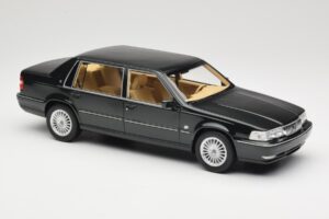 Volvo S90 Royal Green DNA 1:18 DNA000090 Diecast - image 4 of 6