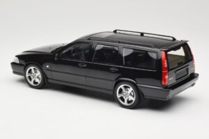 Volvo V70 R P80 Black DNA 1:18 DNA000232 Diecast - image 5 of 6