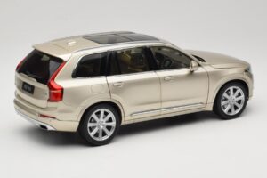 Volvo XC90 Luminous Sand Yellow Paudi Model 1:18 9430841 Diecast - image 3 of 8