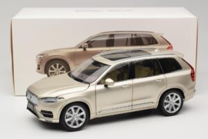 Volvo XC90 Luminous Sand Yellow Paudi Model 1:18 9430841 Diecast - image 8 of 8