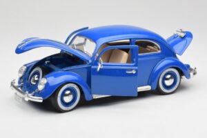 Volkswagen Beetle Blue Bburago 1:18 23124646 Diecast - image 2 of 8