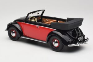 Volkswagen Beetle Convertible Black & Red Minichamps 1:18 107054132 Resin - image 5 of 6