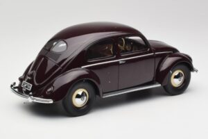Volkswagen Beetle Ruby Red Minichamps 1:18 107054002 Resin - image 2 of 6