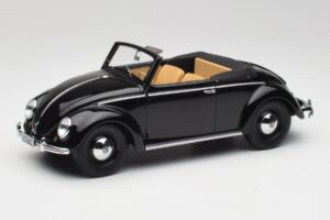 Volkswagen Beetle Type 1 Hebmuller Convertible Black Minichamps 1:18 107054232 Diecast