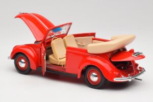 Volkswagen Cabriolet Ruby Red Maisto 1:18 32826 Diecast - image 5 of 8