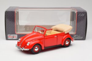 Volkswagen Cabriolet Ruby Red Maisto 1:18 32826 Diecast - image 8 of 8