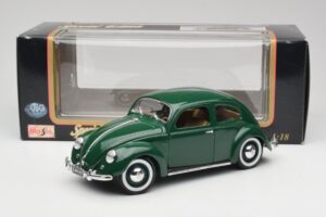 Volkswagen Export Sedan Beryl Green Maisto 1:18 31820 Diecast - image 8 of 8