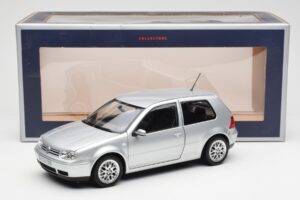 Volkswagen Golf Mk5 GTI Silver Norev 1:18 188570 Diecast - image 8 of 8