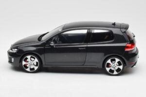 Volkswagen Golf Mk6 GTI Grey Metallic Norev 1:18 188503 Diecast - image 4 of 7