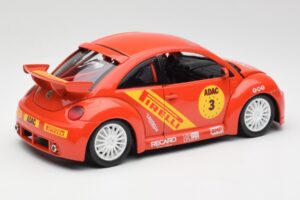 Volkswagen New Beetle Cup Bburago 1:18 3329 Diecast - image 3 of 8