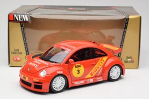 Volkswagen New Beetle Cup Bburago 1:18 3329 Diecast - image 8 of 8