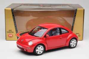Volkswagen New Beetle Red Bburago 1:18 3342 Diecast - image 8 of 8