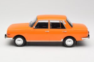 Wartburg 353 Orange MCG 1:18 MCG18061 Diecast - image 3 of 6