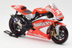 Yamaha YZR-M1 Gauloises Fortuna Yamaha #7 C. Checa MotoGP 2004 Minichamps 1:12 122043007 Diecast - image 4 of 6