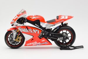Yamaha YZR-M1 Gauloises Fortuna Yamaha #7 C. Checa MotoGP 2004 Minichamps 1:12 122043007 Diecast